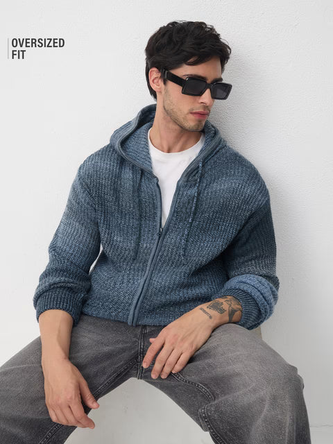 Hooded Sweater: Nova