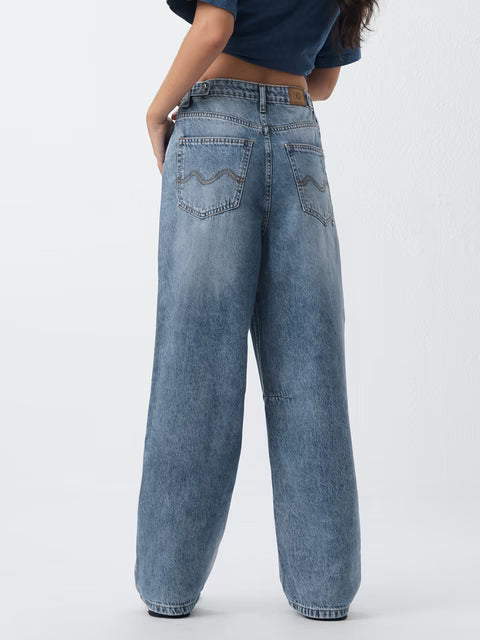 Barrel-Fit Denim: Drip Blue